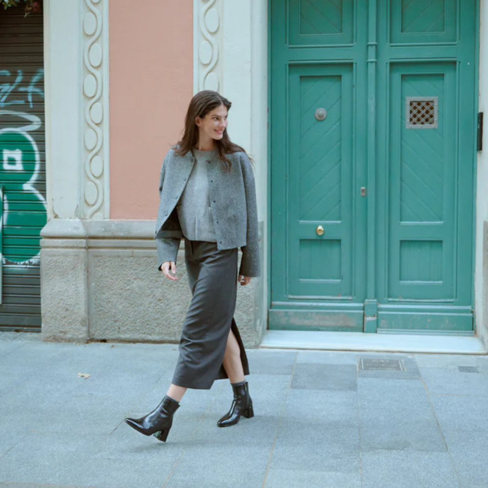 Regarde Le Ciel MILLIE Black Leather Ankle Boots