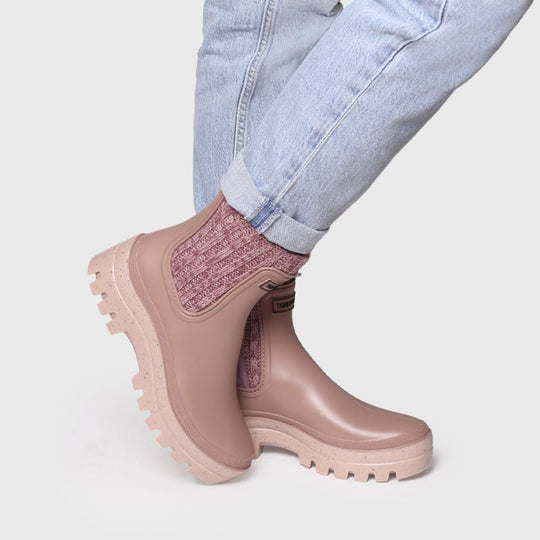 Buataisí Welly Toni Pons CAMOS Bándearg Stocaí