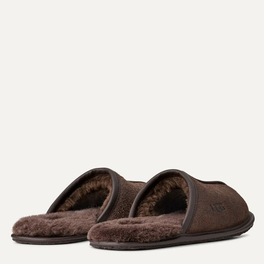 UGG MENS Scuff Leather Distressed Dusted Cocoa Slippers