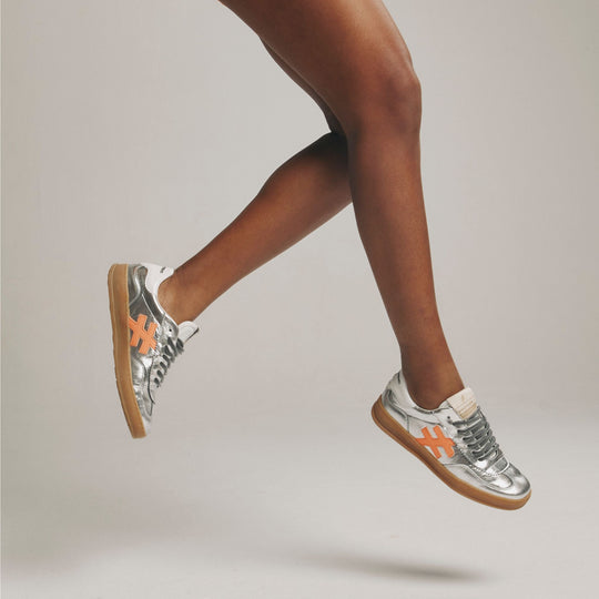 Another Trend KOPA Silver Metallic & Orange Trainers