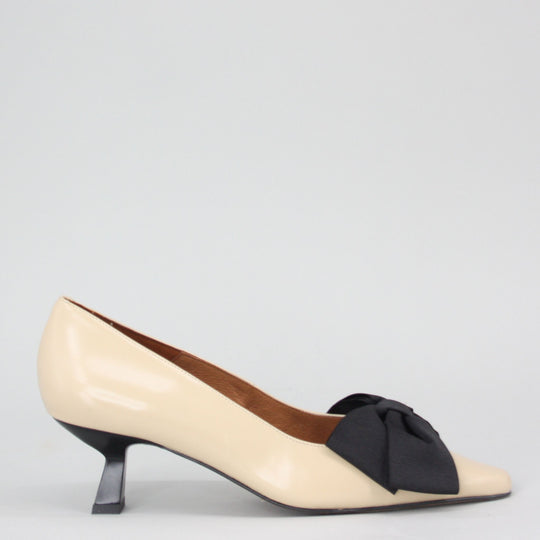 Angel Alarcon AUDREY Beige Ballerina Pump