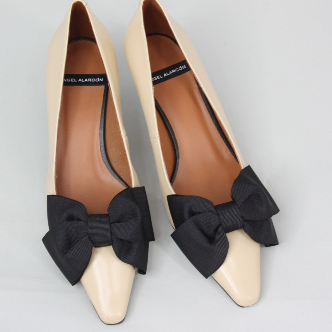 Angel Alarcon AUDREY Beige Ballerina Pump – Gerry McGuire's