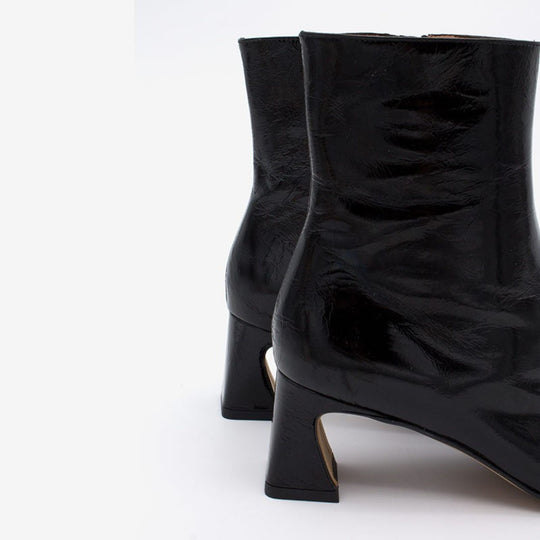 Angel Alarcon DAMIA Black Patent Leather Ankle Boots