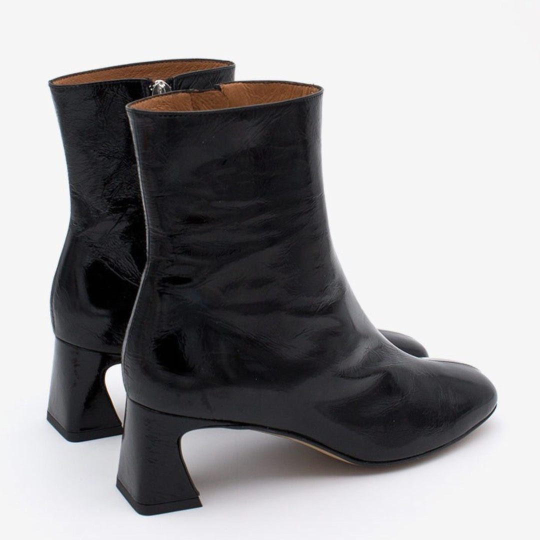 Angel Alarcon DAMIA Black Patent Leather Ankle Boots