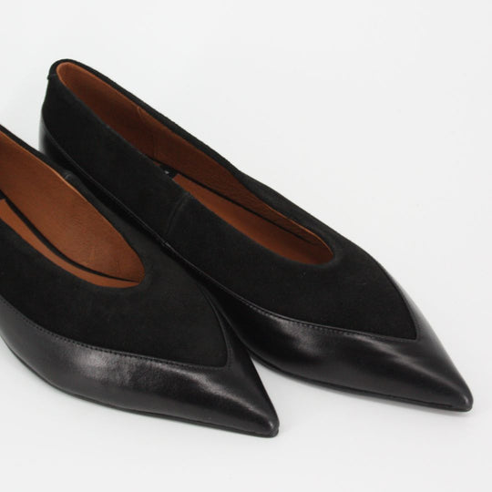 Angel Alarcon DENISE Black Leather and Suede Pump
