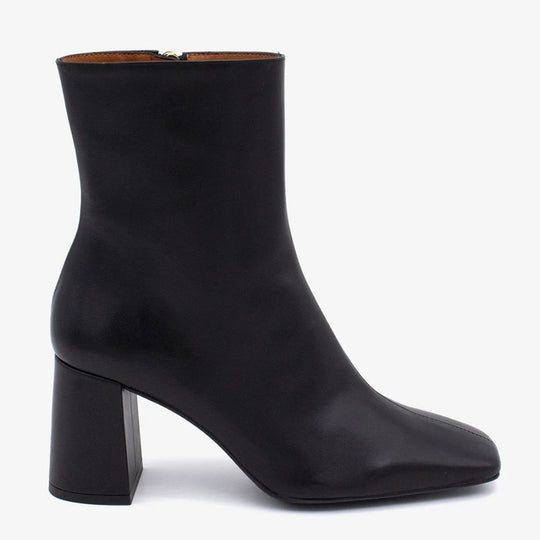 Angel Alarcon DRIMIA Black Leather Ankle Boots