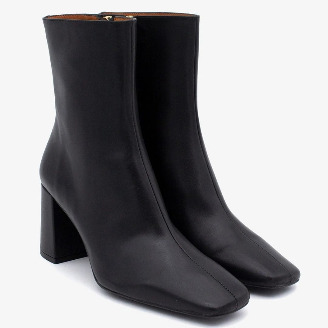 Angel Alarcon DRIMIA Black Leather Ankle Boots