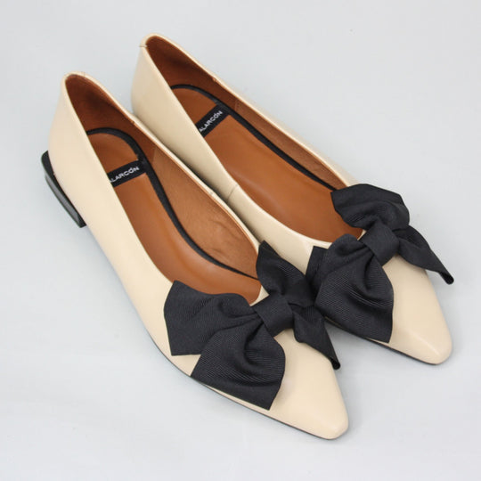 Angel Alarcon GRACE Beige & Black Ballerina Pump