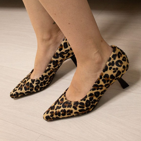 Angel Alarcon WIREMY Leopard Print Pump