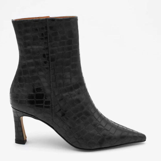 Angel Alarcon ZAIRA Black Ankle Boots