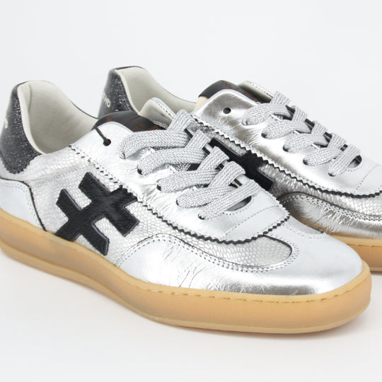 Another Trend KOPA Silver Metallic & Black Trainers