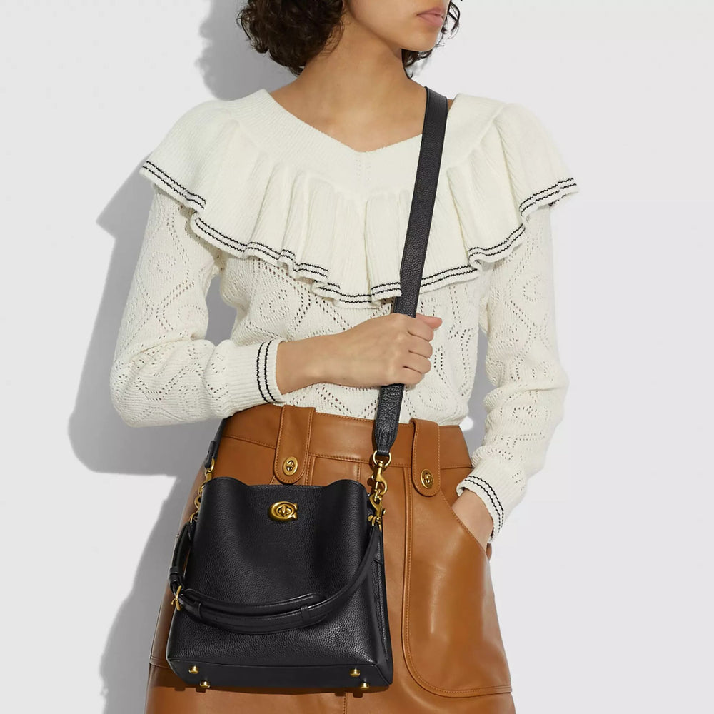 Coach WILLOW Bucket Bag in Black