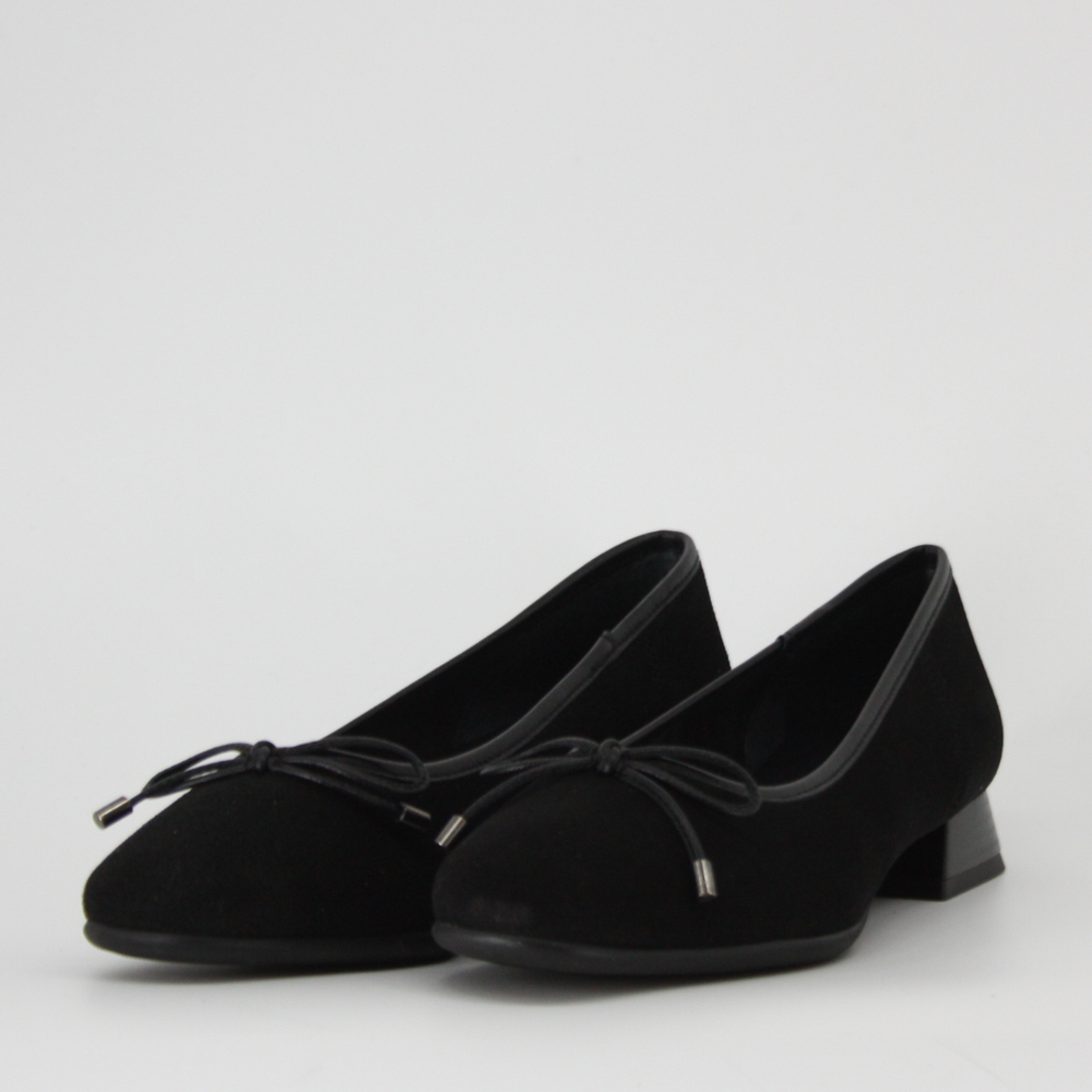 Gerry McGuire's CLAUDINE Black Suede Pumps