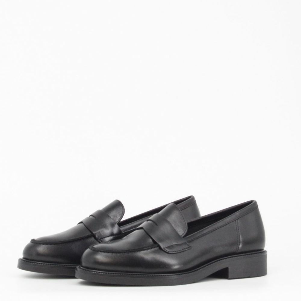 Gerry Mc Guire's PENNY Black Leather Loafer
