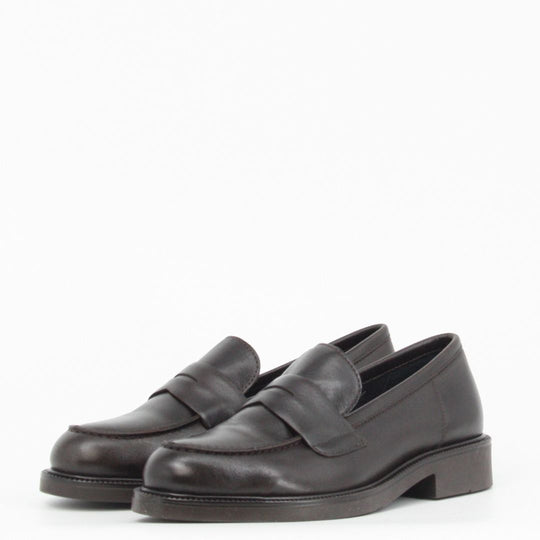 Gerry Mc Guire's PENNY Chocolate Leather Loafer