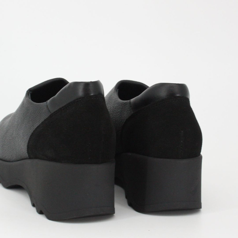 Gerry Mc Guires TERRY Chunky Black Wedge