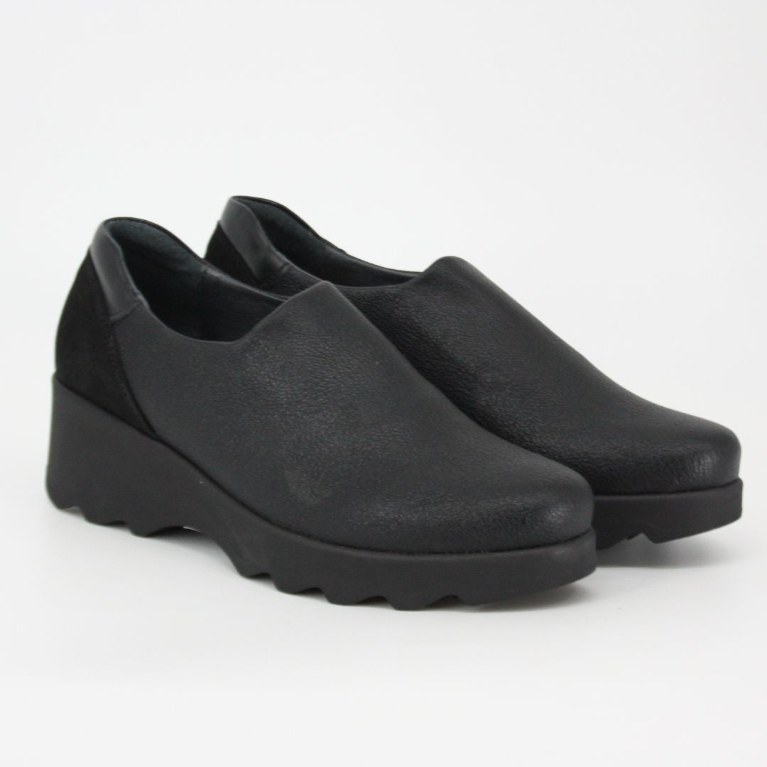 Gerry Mc Guires TERRY Chunky Black Wedge