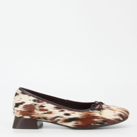 Gerry Mc Guires PONY Animal Print Pump