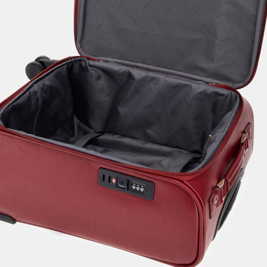 Guess WILDER TRAVEL Brązowa walizka rejestracyjna