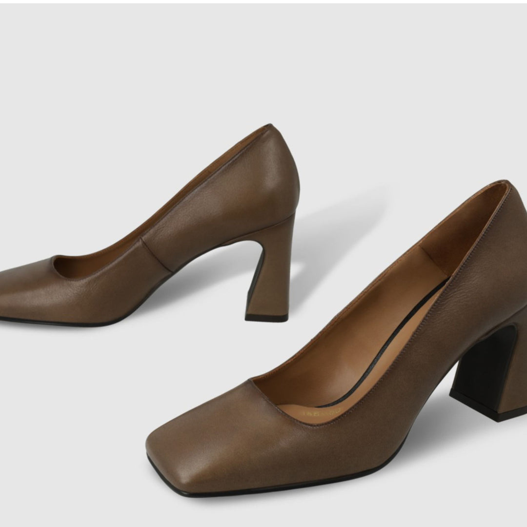 Lodi ELEIS Taupe Leather Pumps