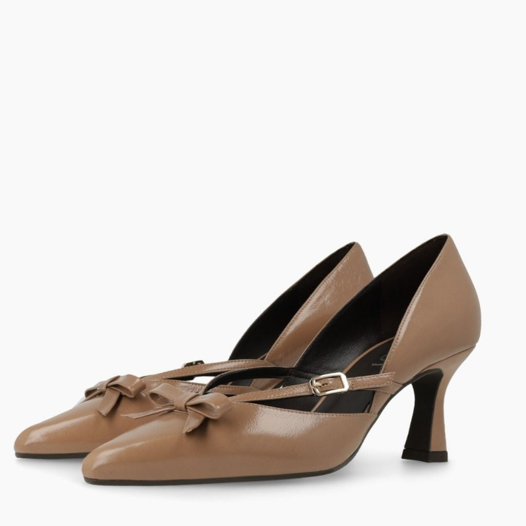 Lodi GRAY Beige Leather Pump