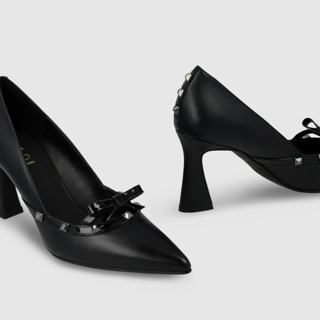 Lodi RERIS Black Leather Pumps