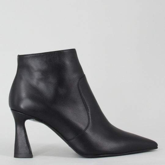 Lodi RETIS Black Leather Ankle Boots