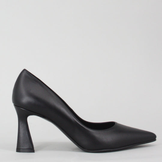 Lodi ROA Black Leather Pumps