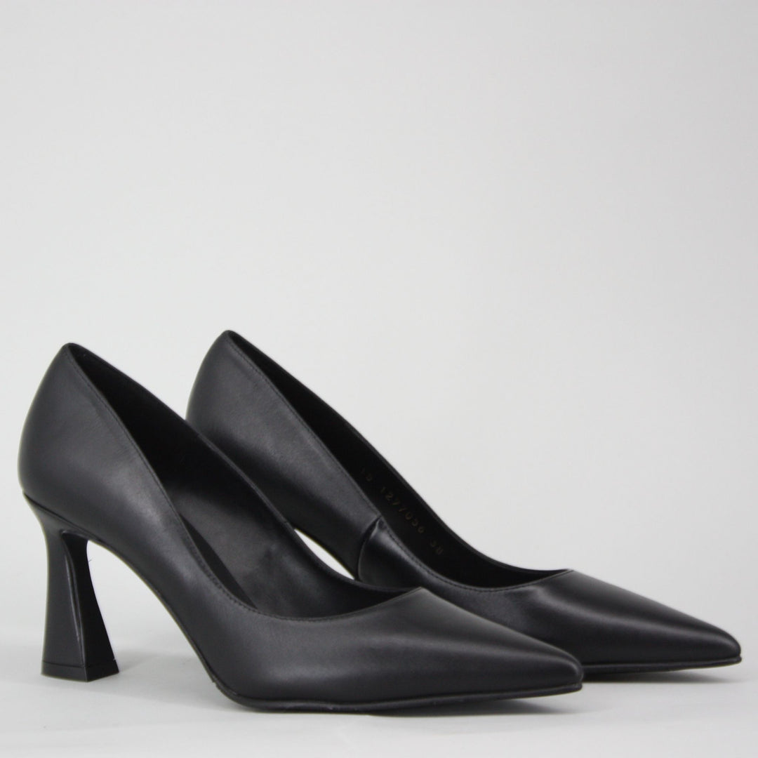 Lodi ROA Black Leather Pumps