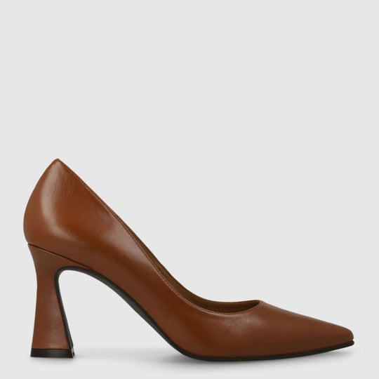 Lodi ROA Toast Leather Pumps