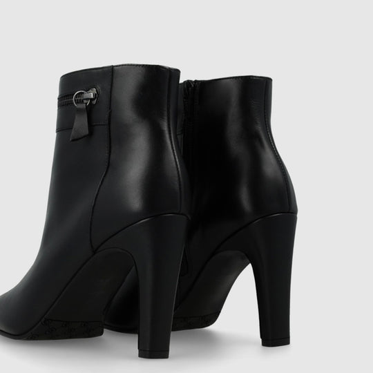 Lodi ROMISU Black Leather Ankle Boots