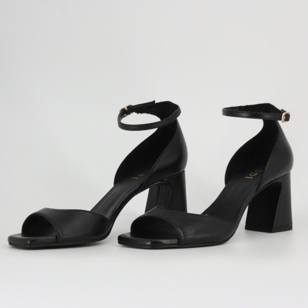 Lodi BONDO Black Leather Sandals