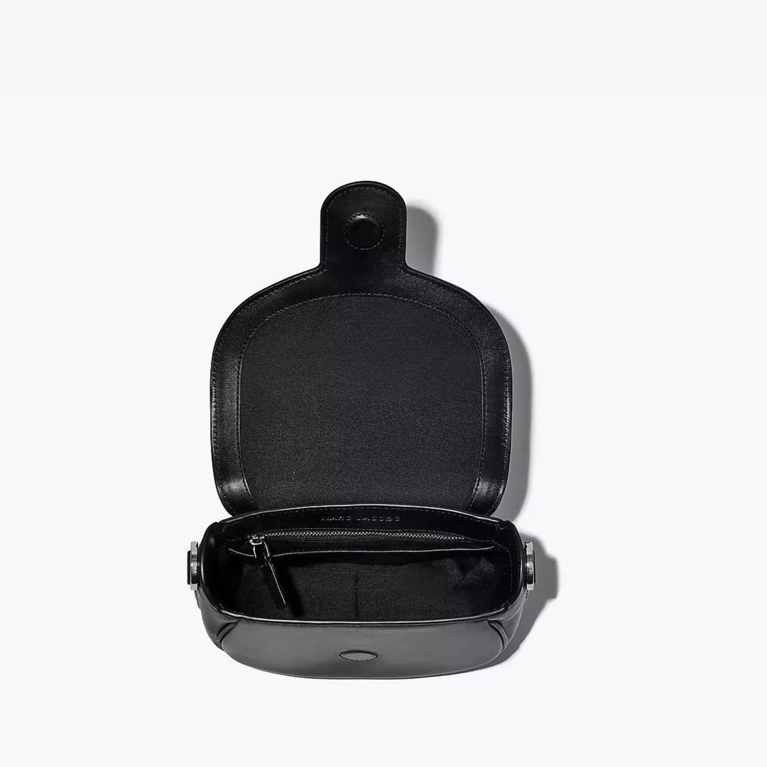 Marc Jacobs THE J MARC SADDLE BAG SMALL in Black