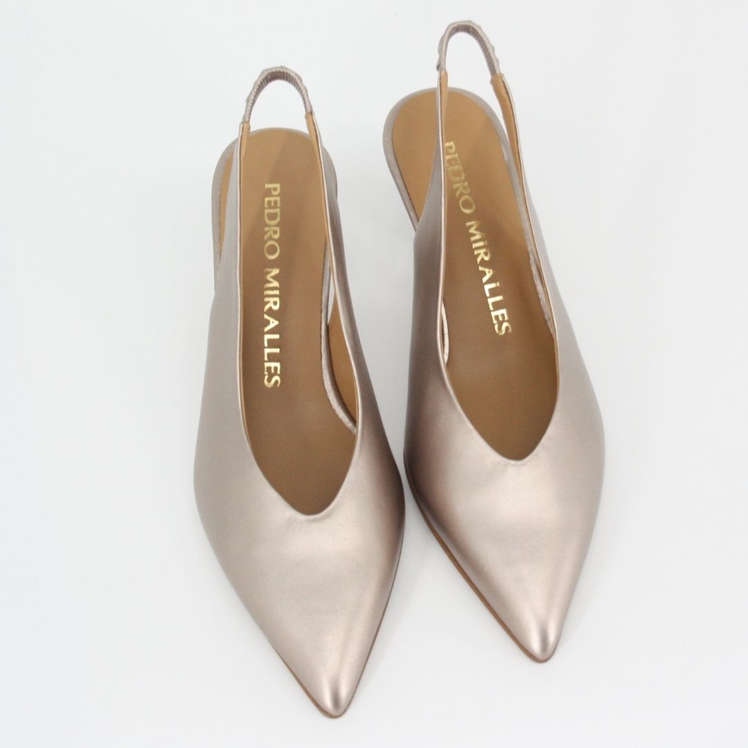 Pedro Miralles CHELVA Metallic Smoke Pumps