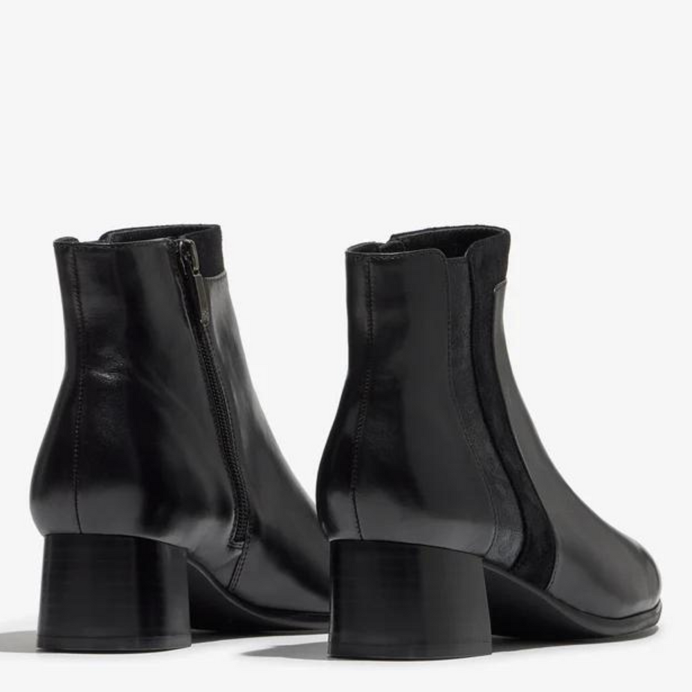 Regarde Le Ciel MILLIE Black Leather Ankle Boots