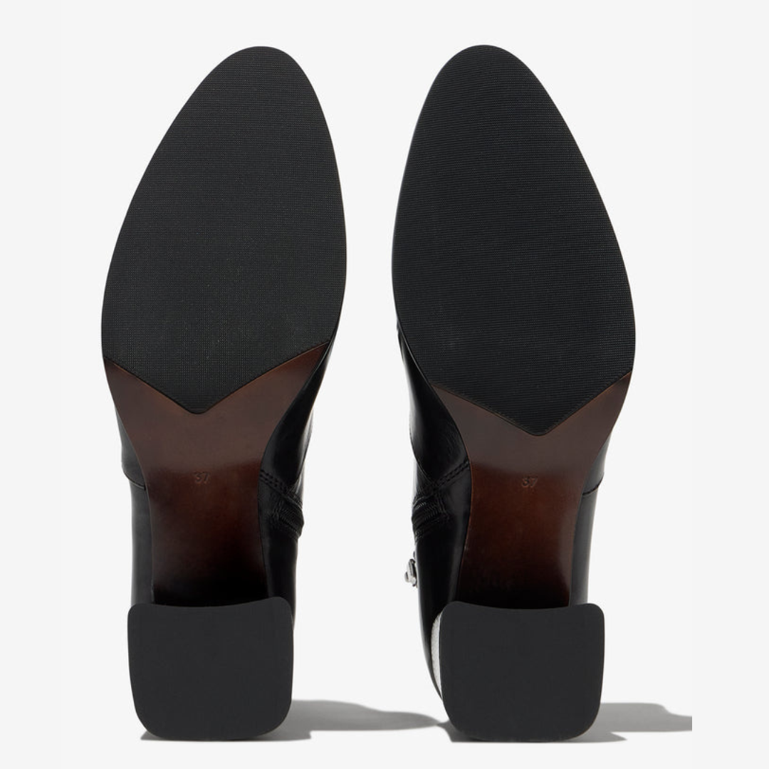 Regarde Le Ciel MILLIE Black Leather Ankle Boots
