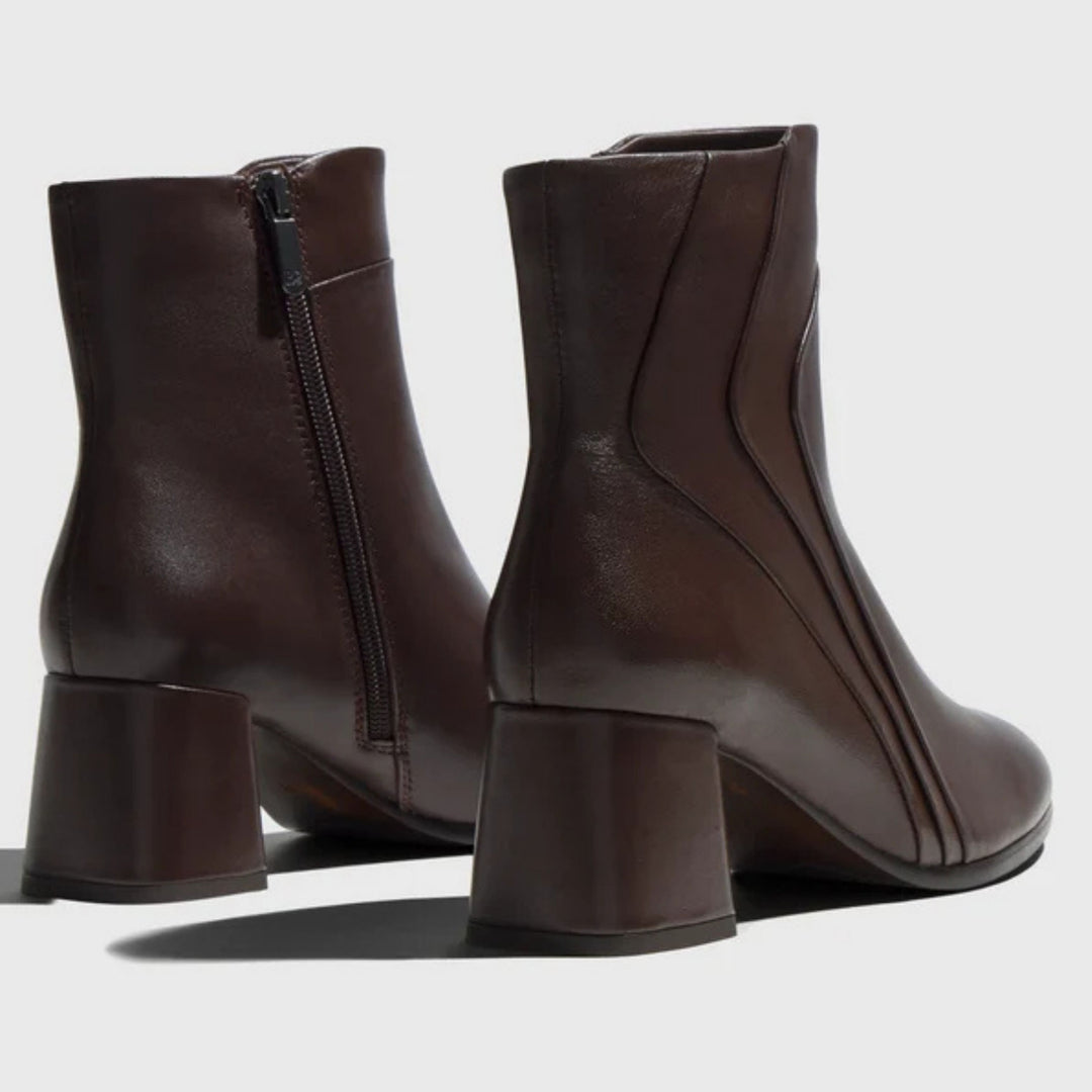 Regarde Le Ciel MILLIE Brown Leather Ankle Boots