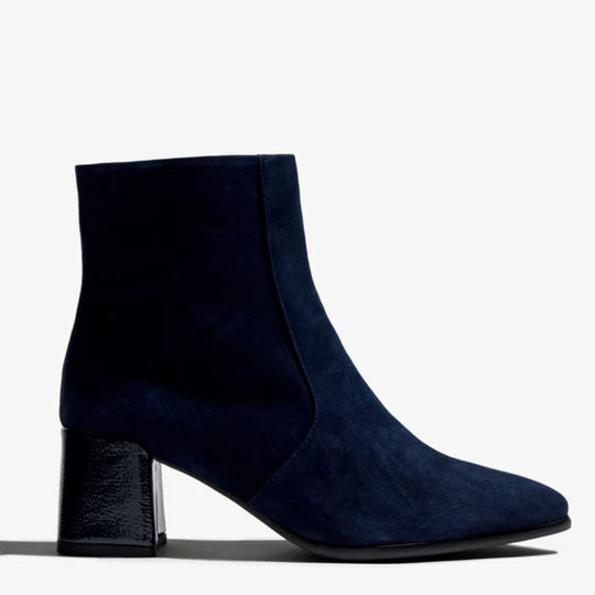 Regarde Le Ciel MILLIE Navy Suede Ankle Boots
