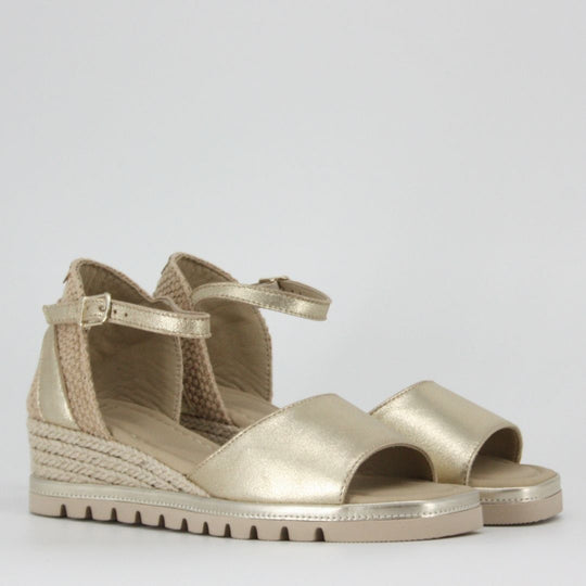 Toni Pons BRISA Champagne Wedge
