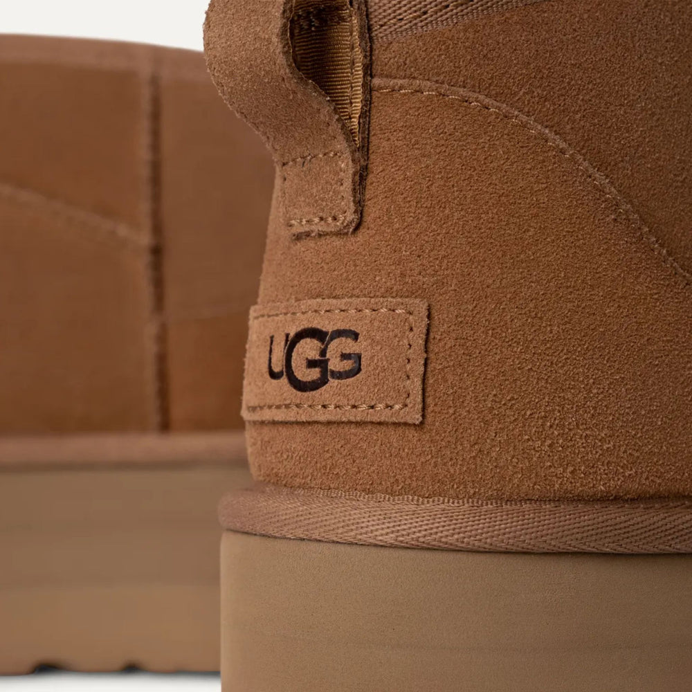 UGG Classic Ultra Mini Platform in Chestnut