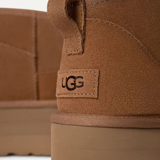 UGG Classic Ultra Mini Platform in Chestnut