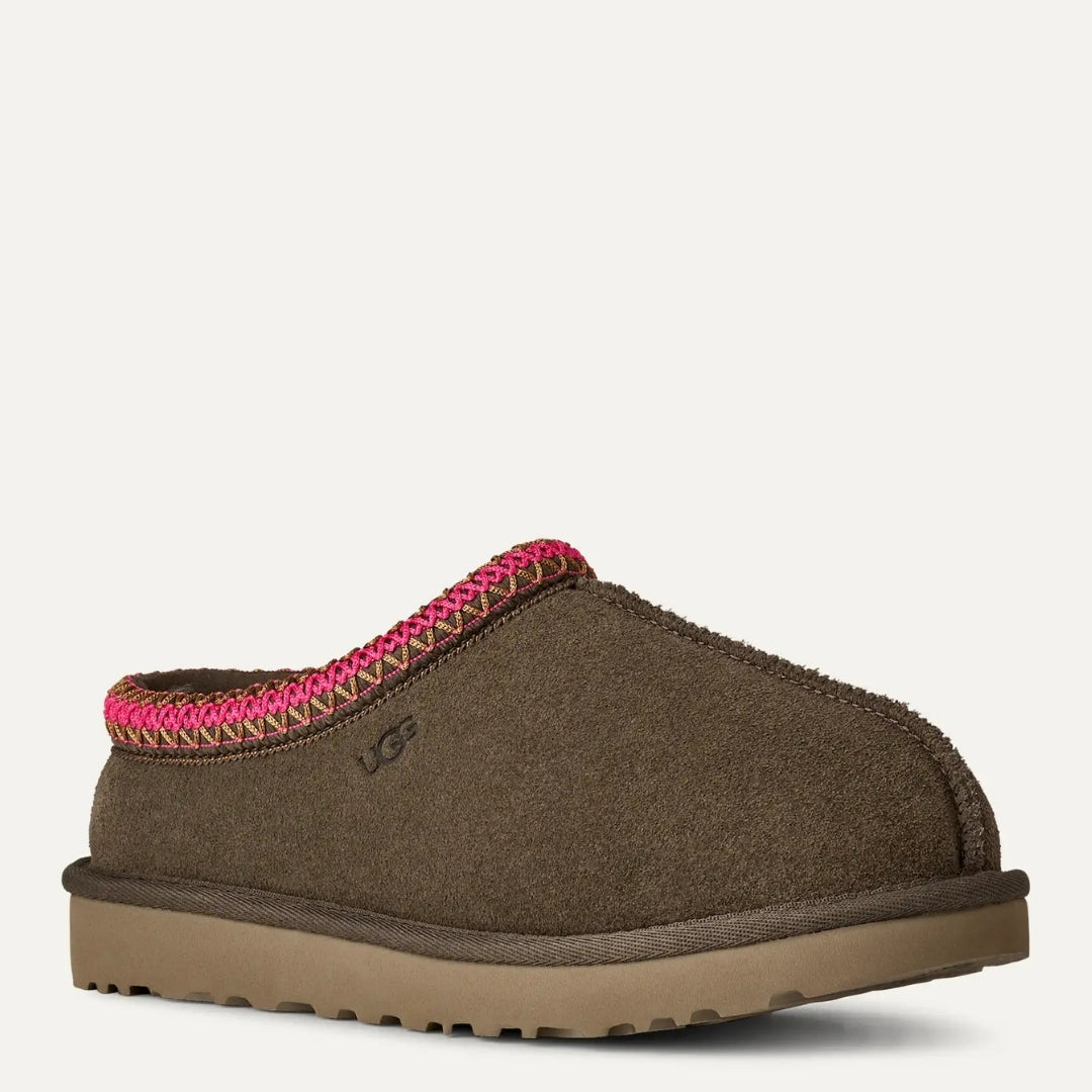 UGG TASMAN in Dense Smoke