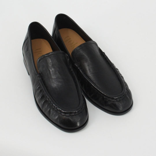 YOKONO ISADORA Black Loafers
